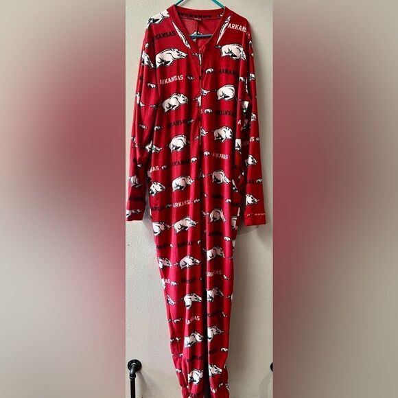 Arkansas Razorbacks Women's Red Pajama Set - Picture 3 of 6